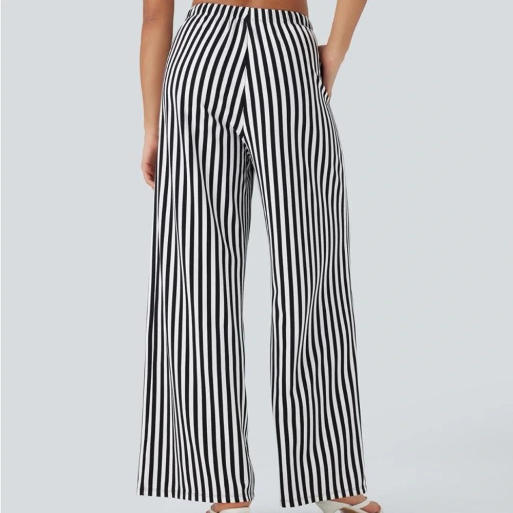 NWT High Waisted Drawstring Stripe Waffle Wide Leg Pants with Pockets - Picture 2 of 6